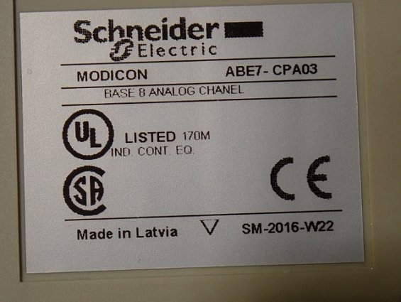 Клеммный блок Schneider Electric ABE7-CPA03 Modicon BASE 8 ANALOG CHANEL Made in Latvia