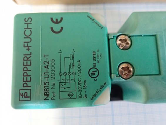 Датчик индуктивный PEPPERL+FUCHS NBB15-U1-A2-T 203005 10-30VDC 200mA 15mm