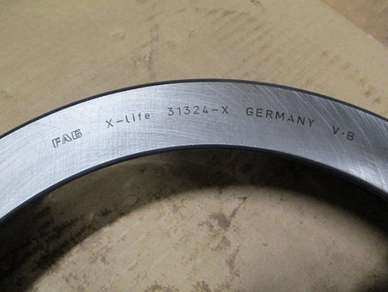 Обойма подшипника внешнее кольцо FAG 31324 переднего главного вала гранулятора древесных опилок