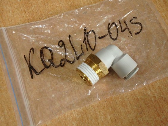 Соединение быстроразъемное угловое smc kQ2L10-04s r1/2"-10.0mm угловой штекер фитинг