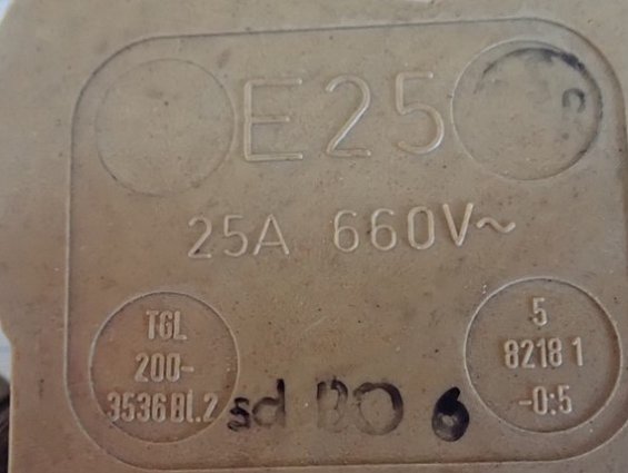 Ролико-рычажный выключатель ESD E25 E-25 25A 660V switch element