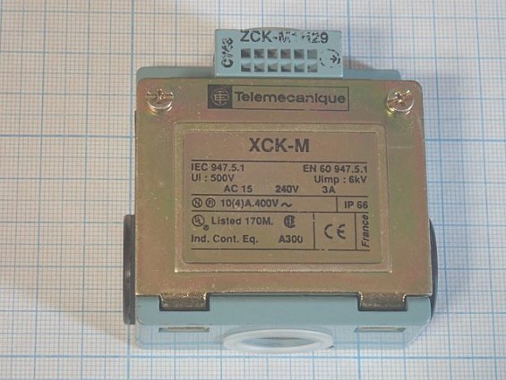 Корпус концевого выключателя Telemecanique ZCK-M1H29 XCK-M