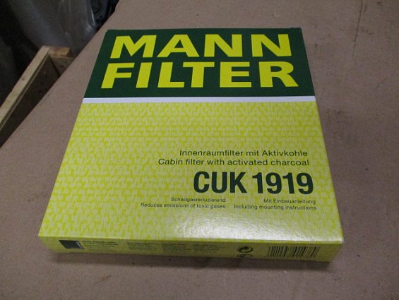 Фильтр салонный MANN-FILTER CUK1919 с активированным углем автомобиля ТОЙОТА RAV4 2008г.в.