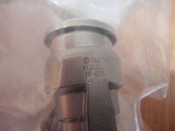 Соединение быстроразъемное угловое smc kQb2L10-03s r3/8"-10.0mm угловой штекер фитинг fittings